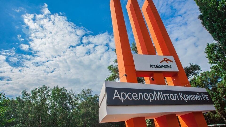 На "АрселорМіттал Кривий Ріг" працювало 8 тис. співробітників, із них приблизно 3,5 тис. чоловіків мобілізували