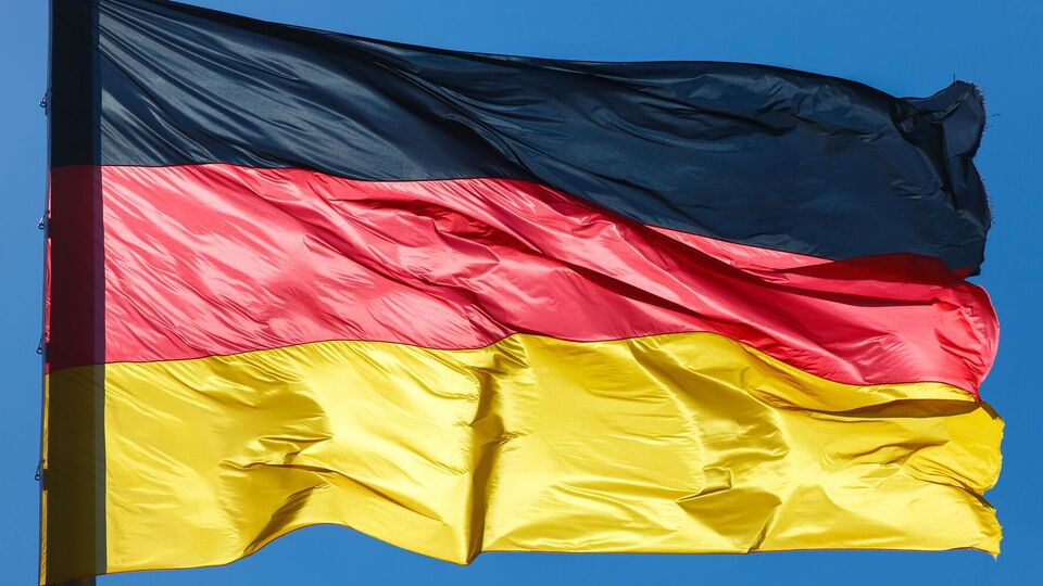 Після передання розвідданих 54-річний капітан сподівався дістати раннє попередження про потенційну ядерну ескалацію