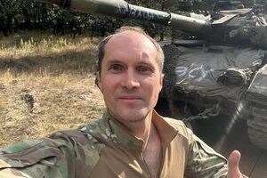 Маленьку посадку на Харківщині буквально знесли кореговані авіабомби. Кілька українців розкопали себе, піднялися й раптово зустріли російських штурмовиків