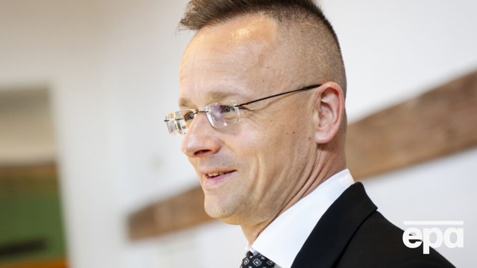 Сийярто заявил, что не изменит позицию по Украине