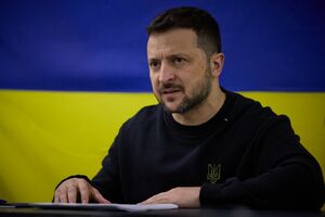 Зброя потрібна Україні, щоб країну не зруйнували остаточно й не окупували, пояснив Зеленський