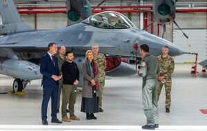 Зеленский увидел F-16, предназначенные для Украины