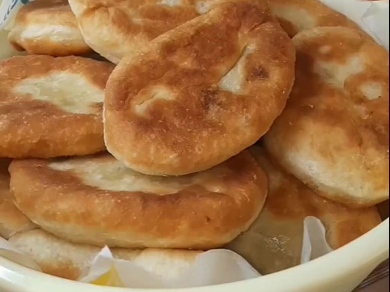 Тісто "Водолоз" після замішування має трохи липнути до рук