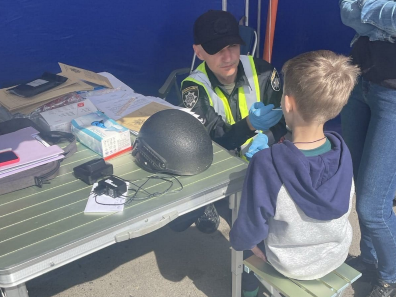 Восьмилетний Михаил сдал ДНК-тест для поиска тела отца среди возможных жертв российского удара по Харькову