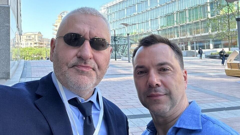 Фейгін та Арестович знову посварилися в соцмережах