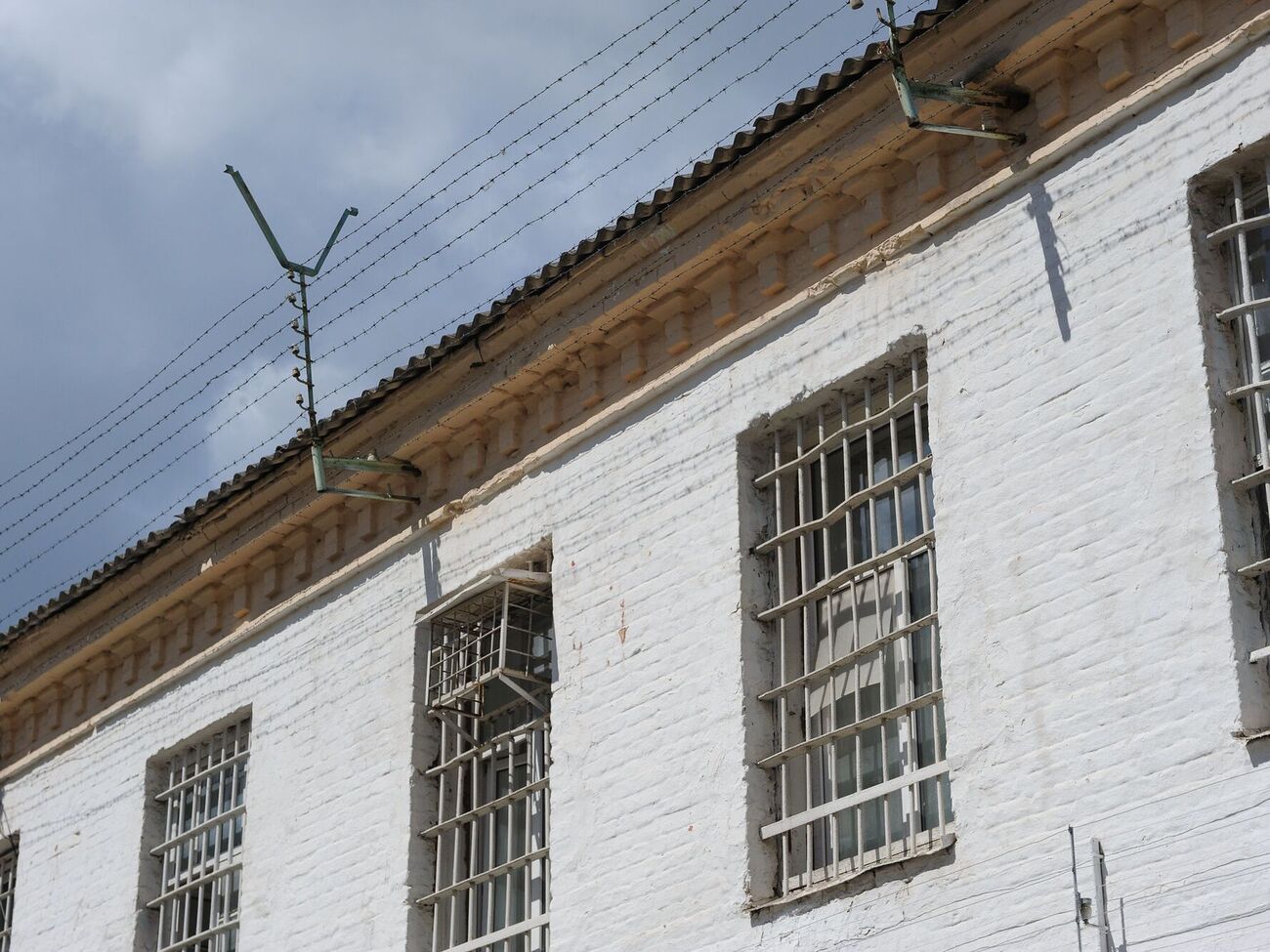 У камерах туалети є, а в автозаках не було, зазначив Луценко