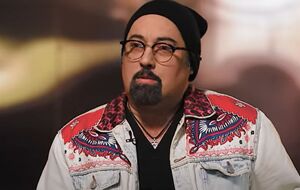 Коляденко про брата: Він старався, але зрозумів, що навіщо працювати, якщо мати все дає. Бо мати його дуже любила