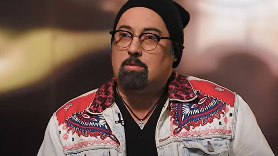 Коляденко про брата: Він старався, але зрозумів, що навіщо працювати, якщо мати все дає. Бо мати його дуже любила