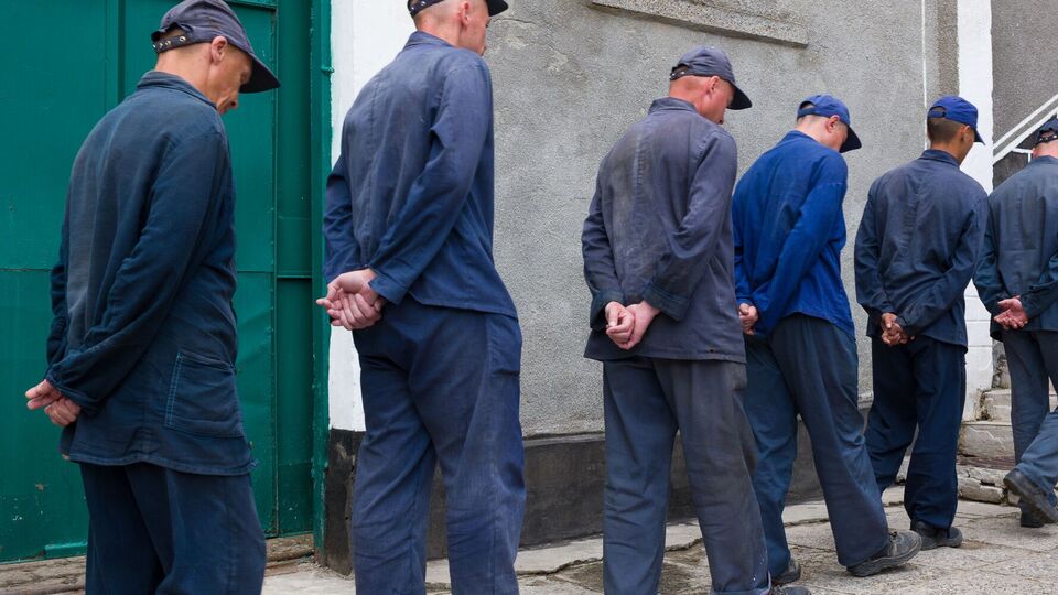 В Україні функціонує вже три табори для російських військовополонених