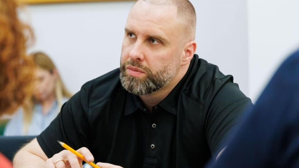 Окупанти безуспішно намагаються просунутися вглиб території Харківської області, зазначив Синєгубов