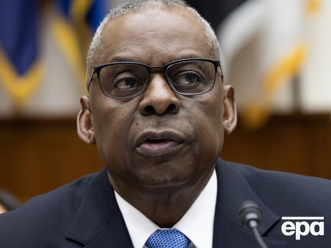 Россияне находятся на базе в Нигере в отдельном комплексе и не имеют доступа к американским силам и оборудованию, подчеркнул Остин