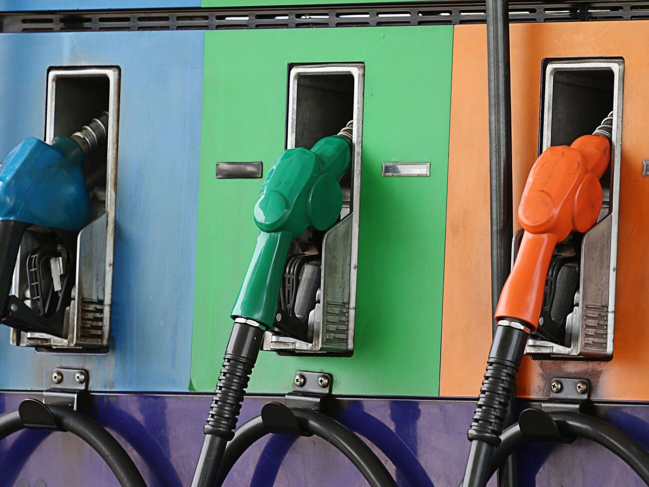 Кабмин одобрил законопроект, повышающий ставки акцизов на горючее