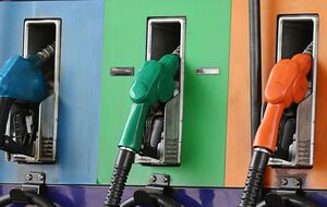 Кабмин одобрил законопроект, повышающий ставки акцизов на горючее