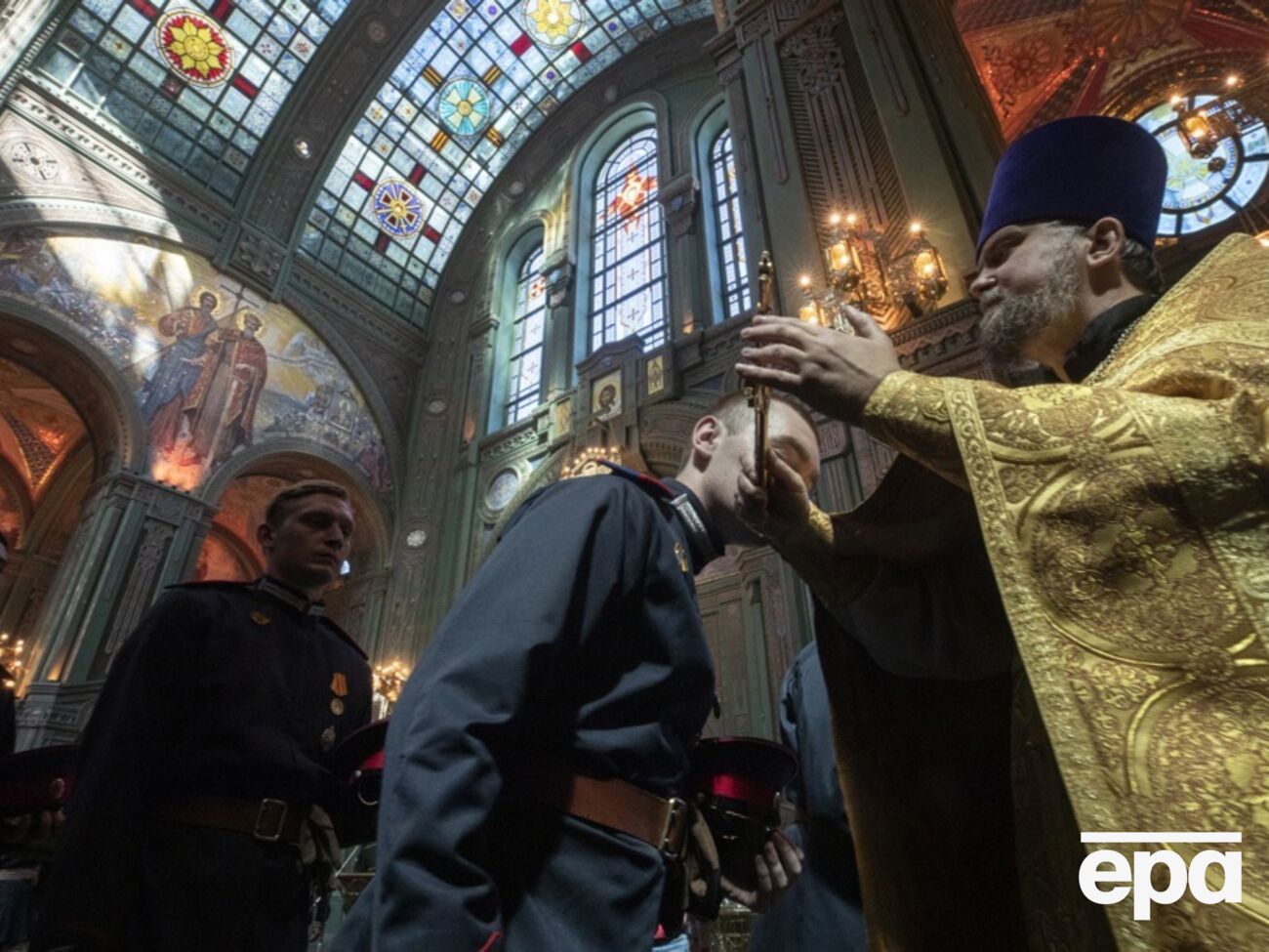 РПЦ заявляє, що зберігає дуже тісні зв'язки з міноборони РФ