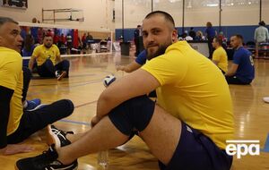 Військовий Євген Омельчук заради реабілітації занурився в адаптивний спорт, і той став базою в його житті