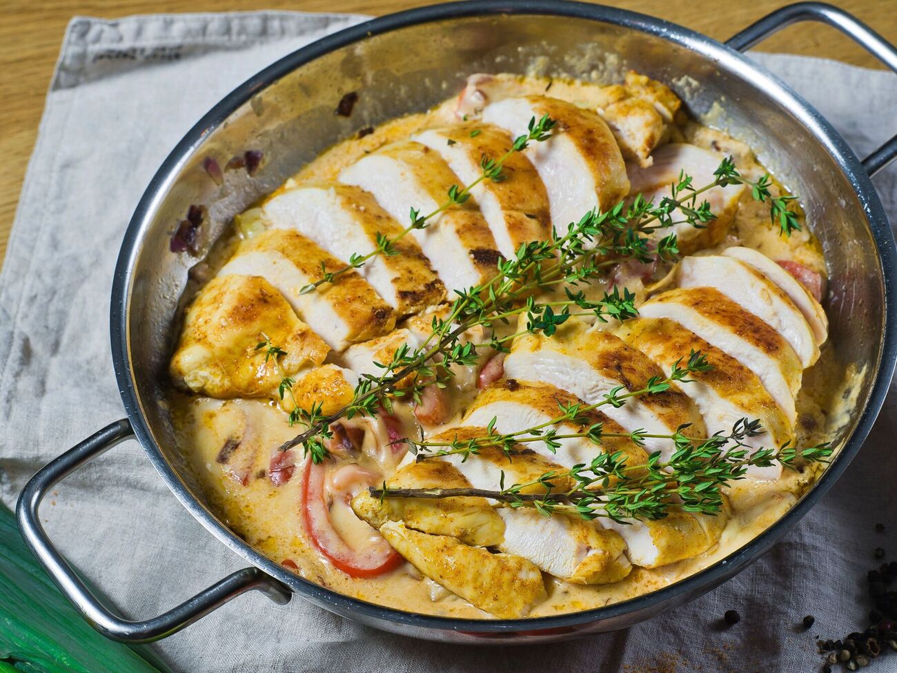 Куриное филе нужно размягчить перед приготовлением