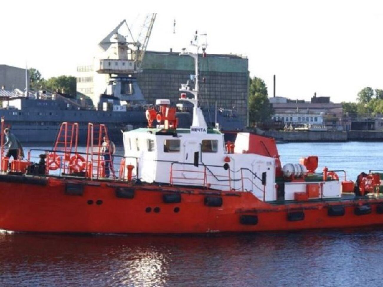 Среди потерь РФ – лоцманский катер "Мечта"