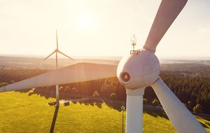 Средний уровень расчетов с января по май – в пределах 70%