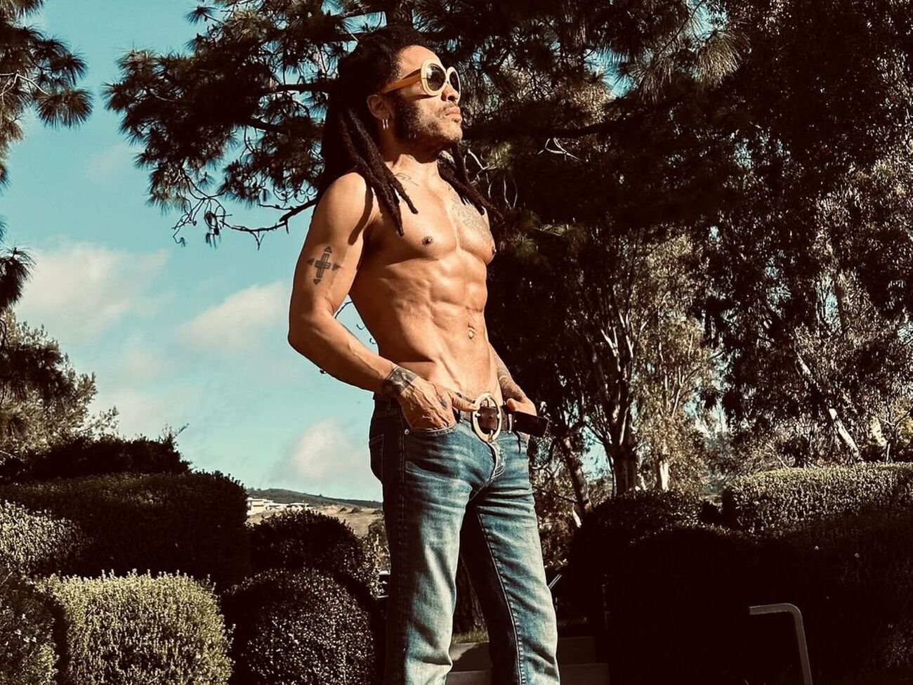 Кравиц признался, что не хотел быть похожим на своего отца, поэтому запретил своим желаниям брать над ним верх