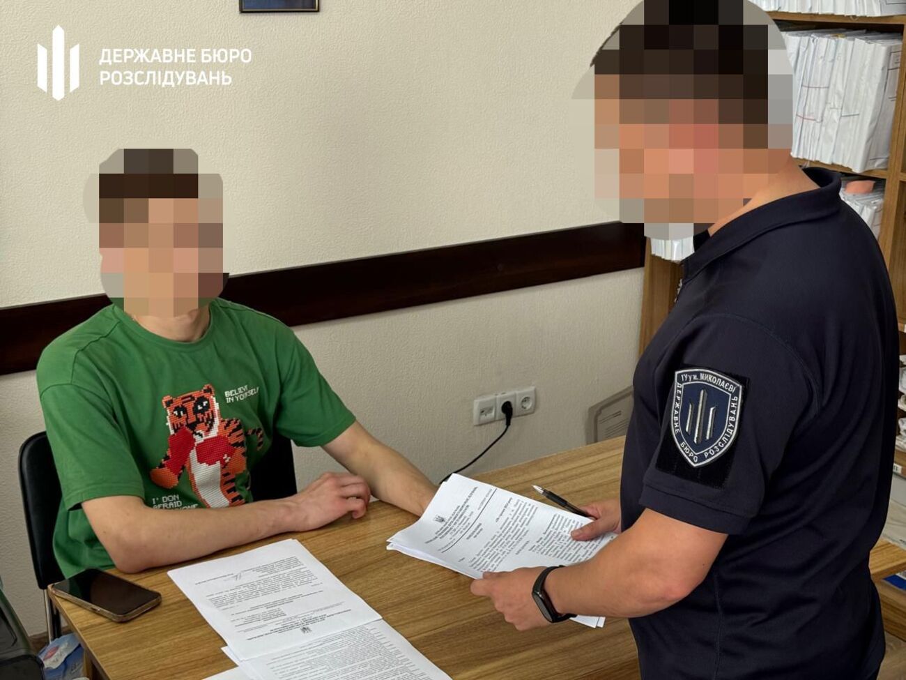За два місяці бухгалтер привласнив понад 4 млн грн, а його начальник не перевірив даних і підписав документи про переказ грошей