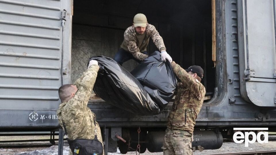 За даними міноборони Великобританії, щодня протягом травня армія РФ втрачала понад 1,2 тис. військовослужбовців