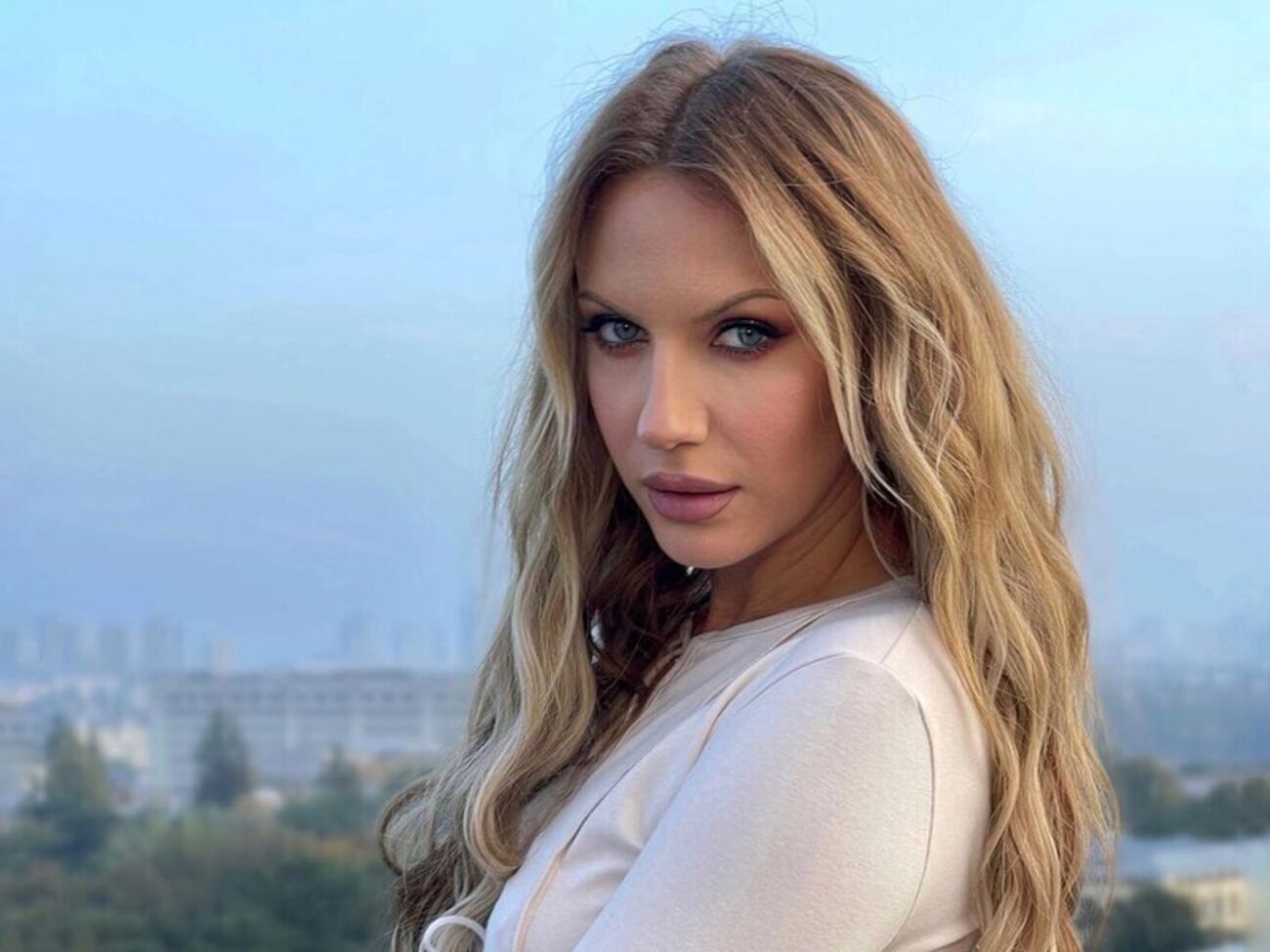 Нікітюк зробила кадри в себе вдома