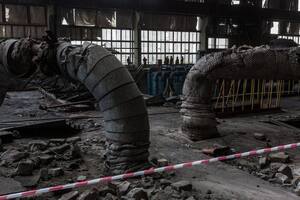 Унаслідок обстрілу було знеструмлено підстанцію, а разом із нею – дві шахти