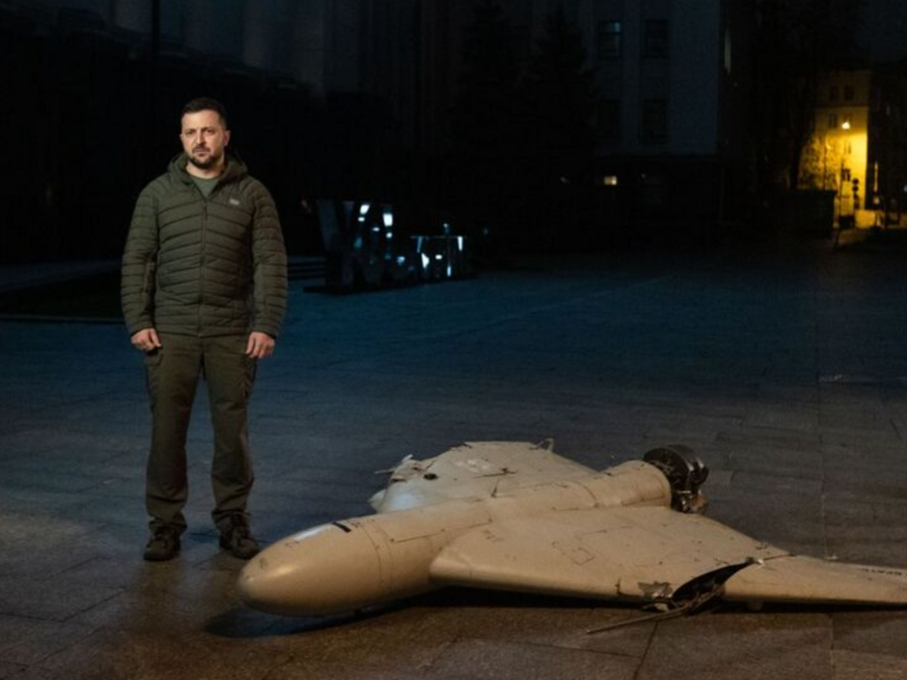 Зеленский отметил, что 4 мая силы обороны сбили 13 дронов Shahed, и предупредил о возможности новых атак, в том числе на Пасху