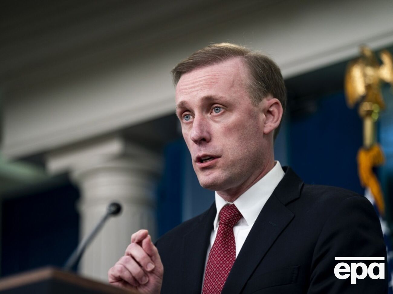 С новым оружием Киев сможет "удержать линию" в 2024 году, считает советник Байдена