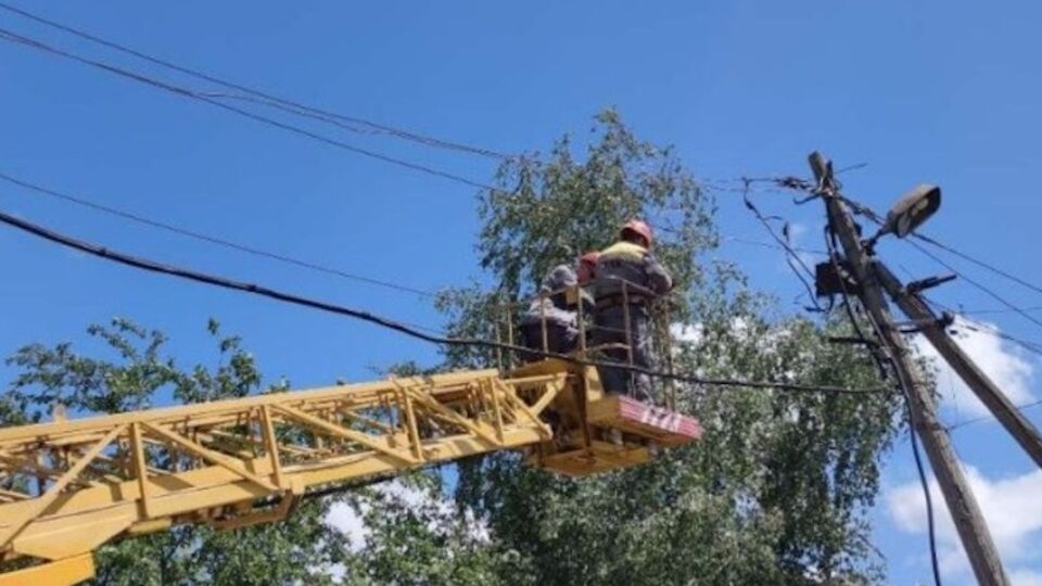 За перші чотири місяці 2024 року енергетики ДТЕК Ріната Ахметова повернули світло 2,2 млн сімей
