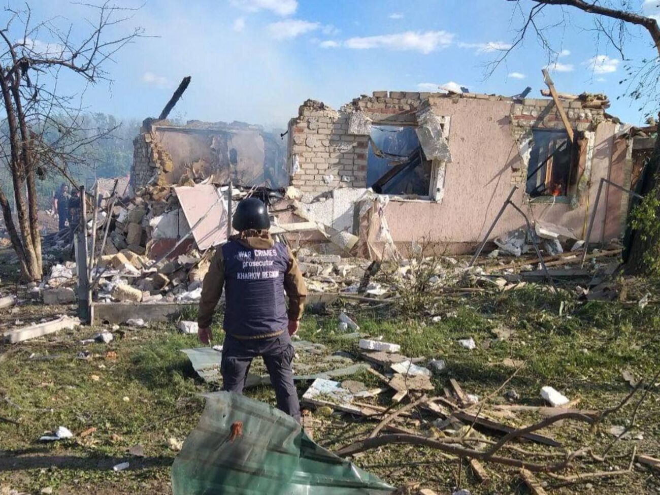 По данным прокуратуры, оккупанты повредили в селе минимум 15 домов