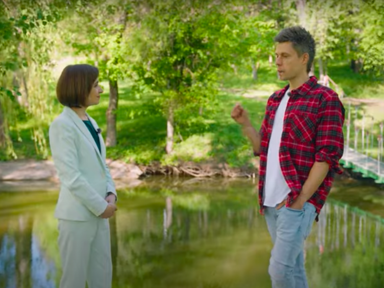 Дудь взял интервью у Санду