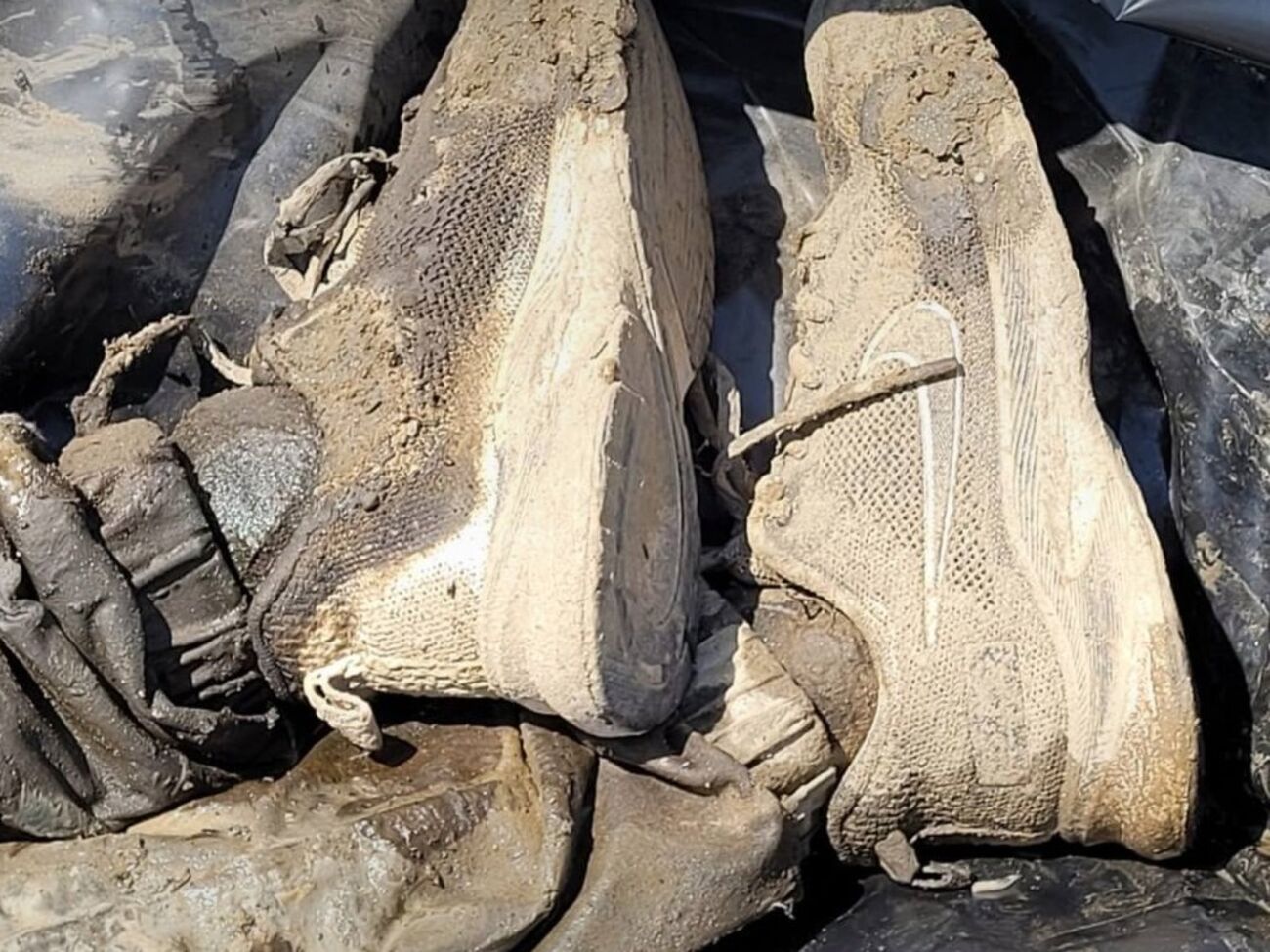 6 травня в Держприкордонслужбі повідомляли, що з початку повномасштабної війни виявили в Тисі тіла 25 загиблих