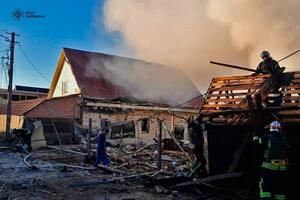 Над ліквідацією наслідків обстрілів працює 350 рятувальників