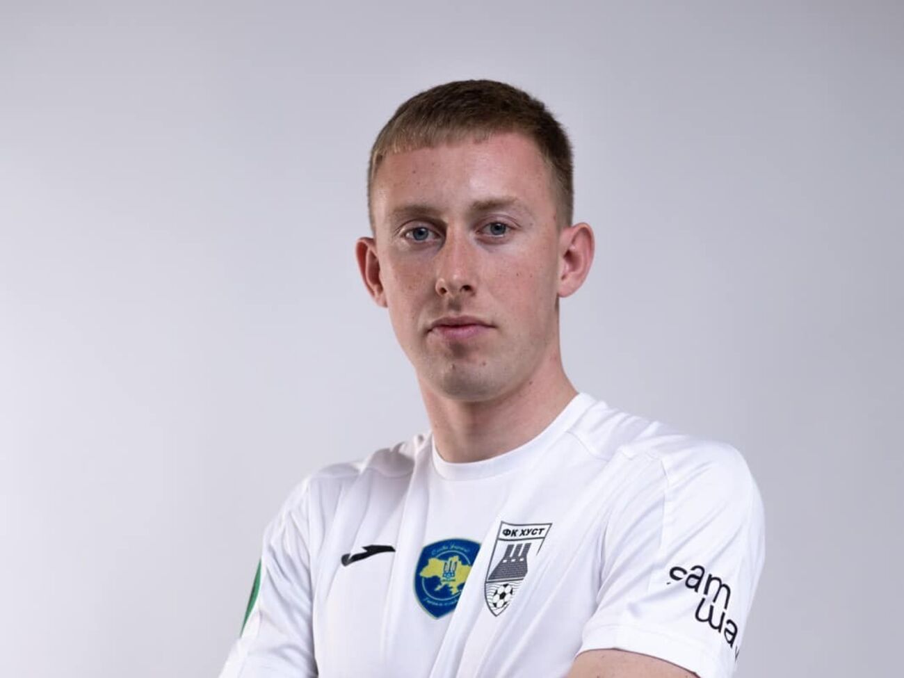 Футболіста "Хуста" Сираша вже відвезли до Мукачева, а у ЗСУ назвали "дивними" спроби футбольного клубу вважати своїх гравців привілейованими