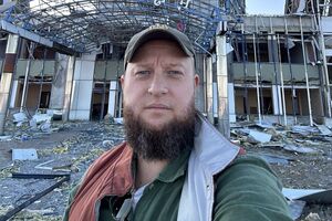 79 років ми вчили якийсь не той урок. Схоже, людство все ж таки не здатне робити висновки із чужого досвіду, тільки зі свого і тільки років на 70, не довше