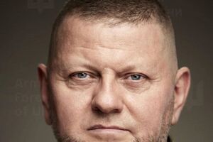 Залужный о Лине Костенко: Для меня большая честь быть рядом с большим человеком