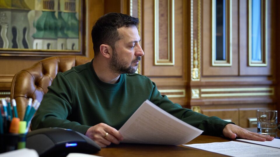 Зеленський 9 травня провів розмови з Мішелем і Санду