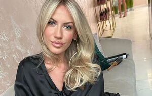 Нікітюк обрала білизну за майже 4 тис. грн