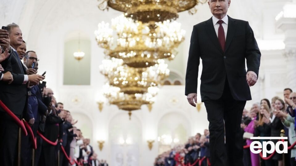 До п'ятої церемонії Путін набрався досвіду, а вперше, за словами колишнього друга, боявся