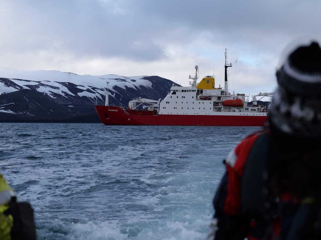 Судно останется в Кейптауне до следующего арктического сезона