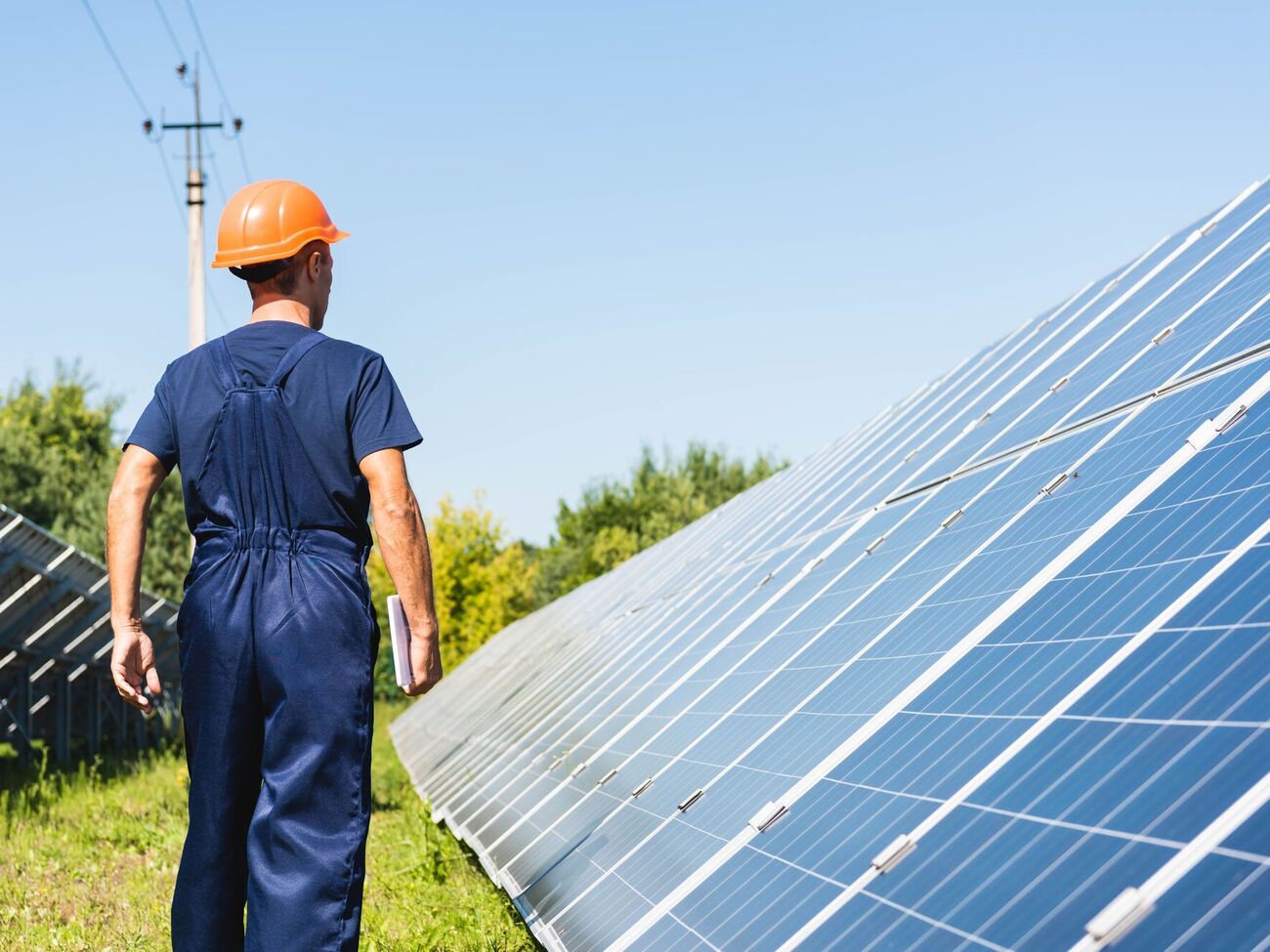 Голова ради Української асоціації відновлюваної енергетики наголосив, що "зелену" генерацію за відсутності боргів можуть будувати дуже швидко