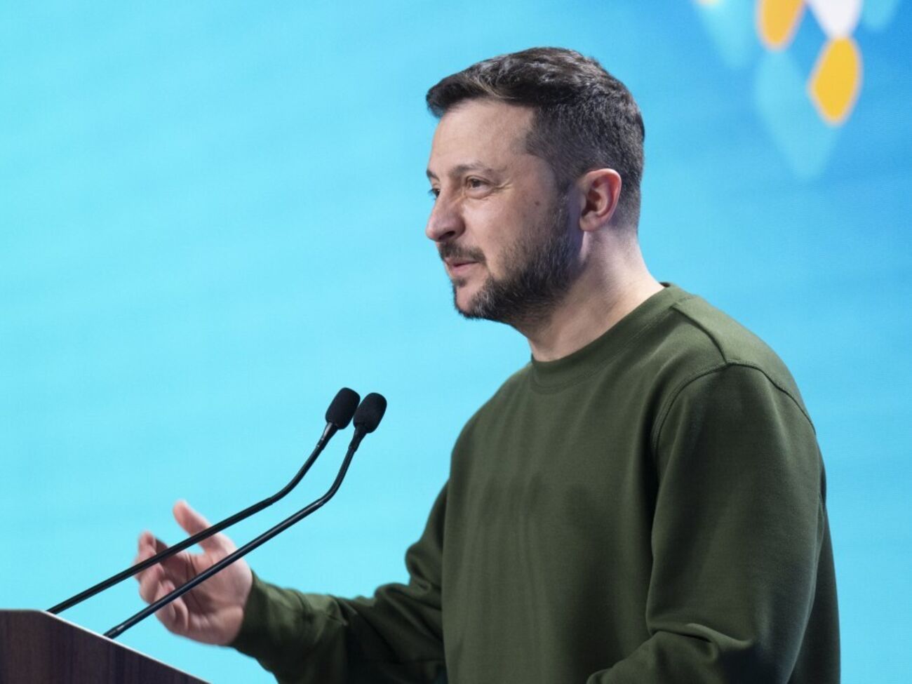 Зеленський кілька разів запрошував Трампа в Україну і зазначав, що Україна працюватиме з "будь-яким президентом, якого оберуть американці"