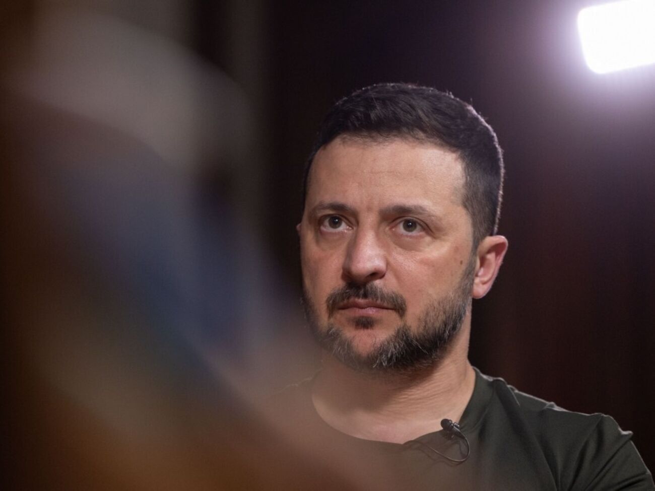 Київську область деокупували ті, хто сьогодні "стоять на сході", зазначив Зеленський