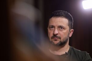 Київську область деокупували ті, хто сьогодні "стоять на сході", зазначив Зеленський