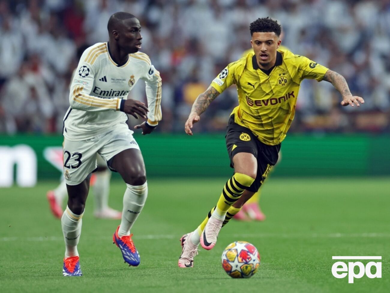 Матч проходил в Лондоне