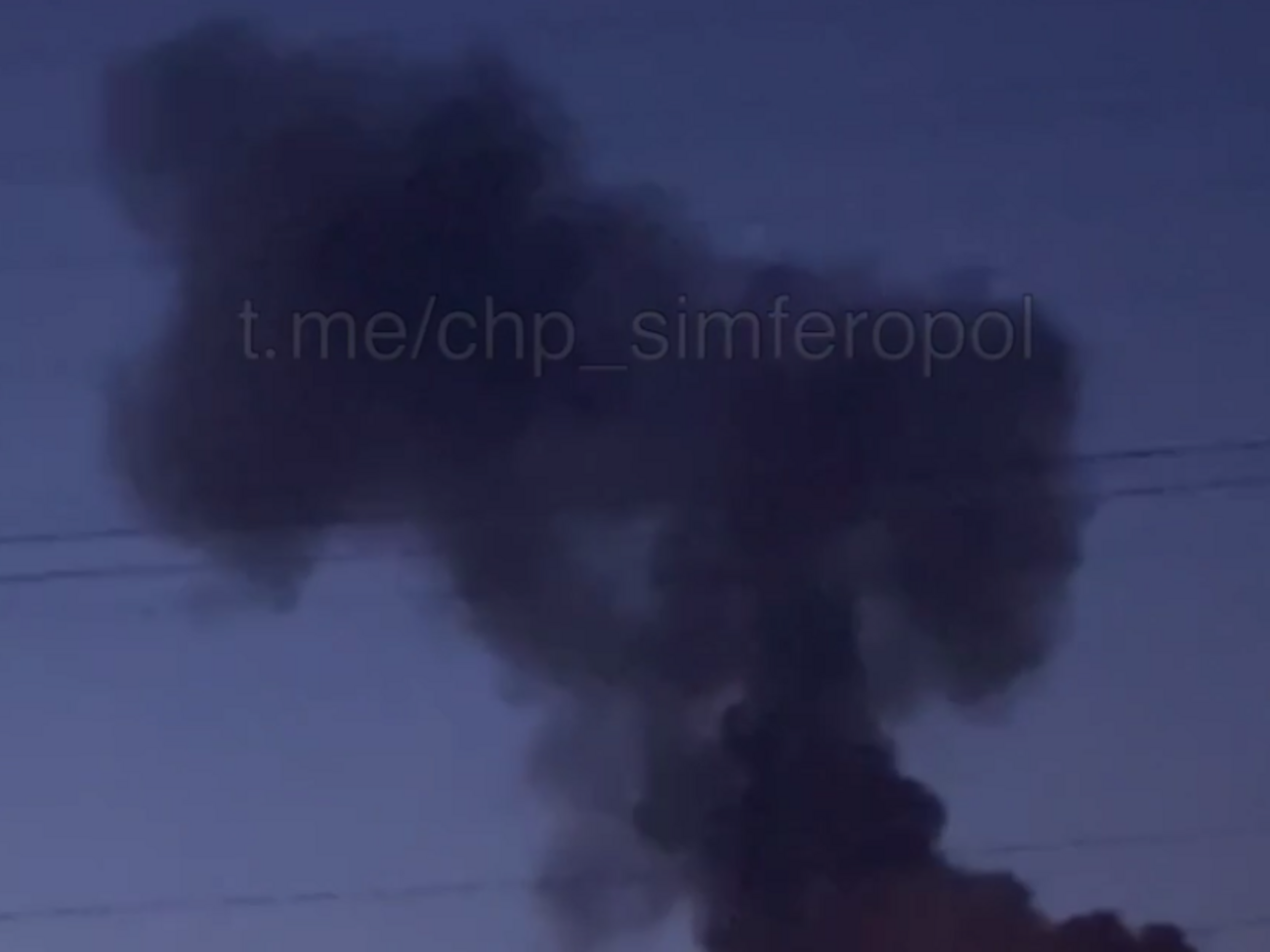 Очевидцы насчитали в Крыму от шести до восьми взрывов ночью 10 июня