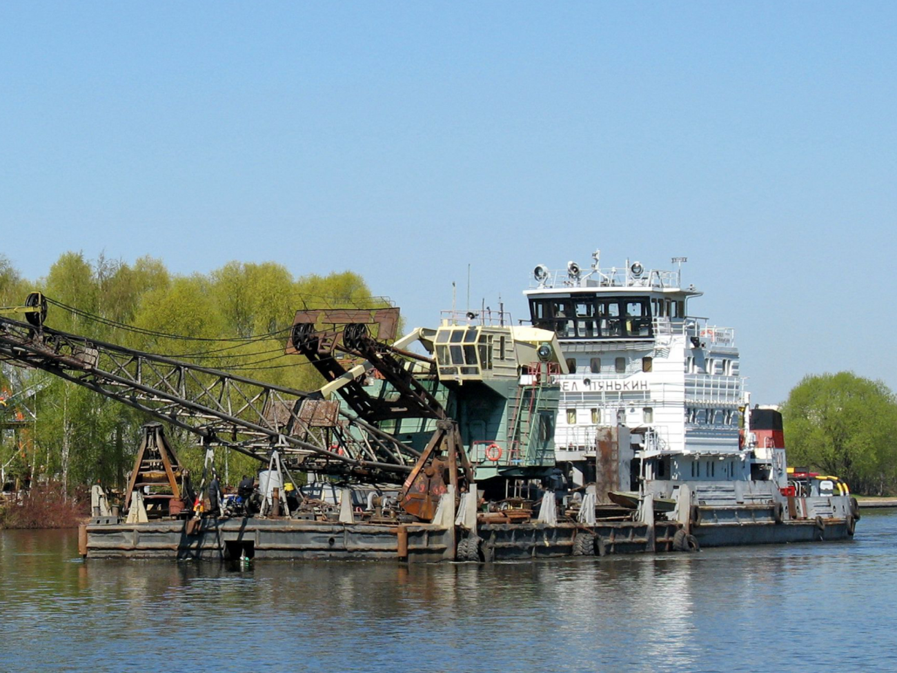 Унаслідок удару безпілотником в Азовському морі пошкоджено російський буксир "Инженер Смирнов"