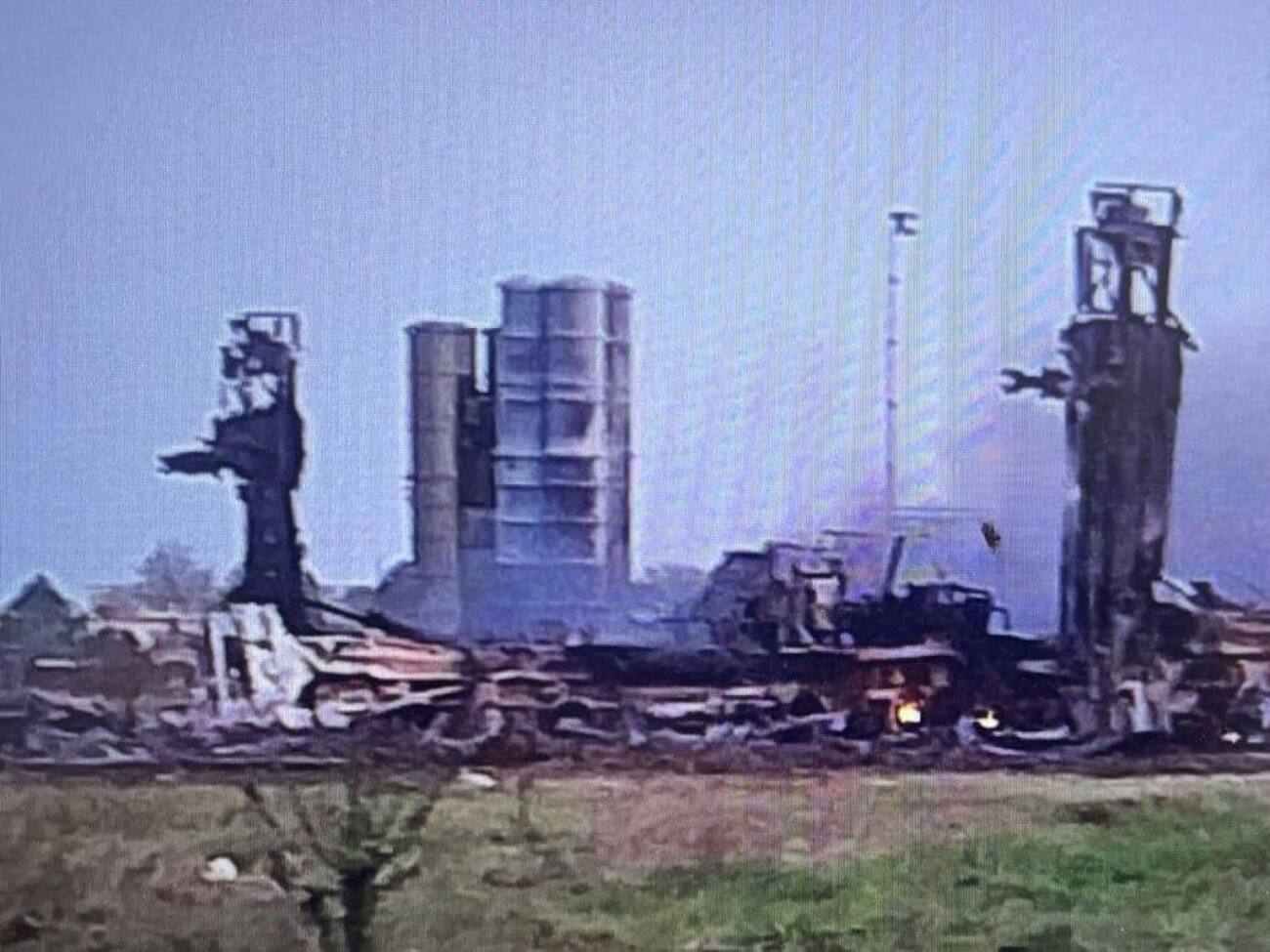 РосСМИ утверждают, что 10 ракет ATACMS прилетели в Крыму по трем позициям российской ПВО