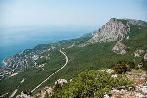 Із Криму вивозять сім'ї російських військових, повідомили в "Атеш"